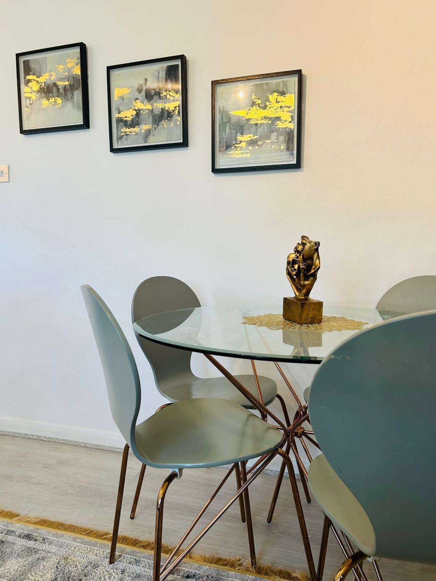 One Bedroom Flat In Chiswick W4 London Eksteriør bilde